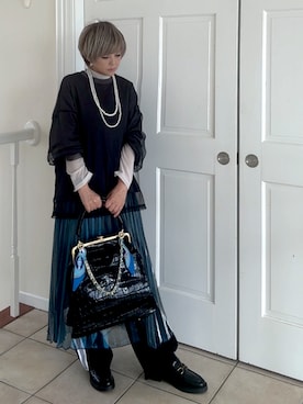 「アイテム（スリッポン）」を使った、amichanさん（レディース・161cm）の秋コーディネート