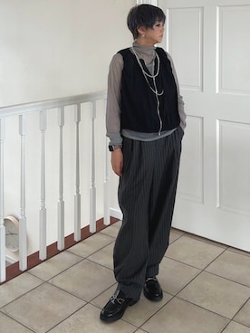 「アイテム（スリッポン）」を使った、amichanさん（レディース・161cm）の秋コーディネート