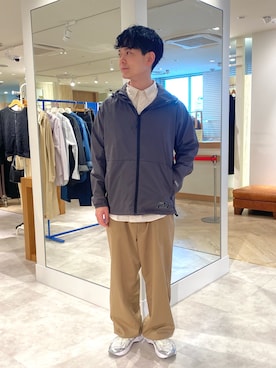 「GLOSTER（グロスター）のアイテム（トップス）」を使った、fukagawaさん（メンズ・170cm）の春コーディネート