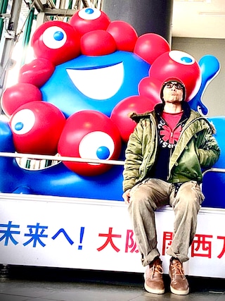 「RED HOT CHILLI PEPPERSのアイテム（パーカー）」を使った、Anthony.Tさん（メンズ・172cm）の冬コーディネート