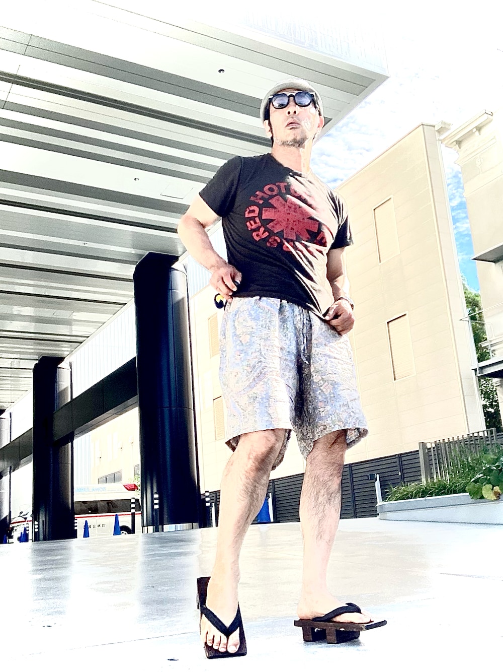 RED HOT CHILI PEPPERS 荒 ハーフパンツ ショートパンツM