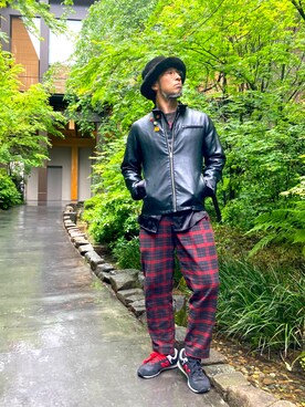 「COLONY 2139（コロニートゥーワンスリーナイン）のアイテム（ライダースジャケット）」を使った、Anthony.Tさん（メンズ・172cm）の春コーディネート