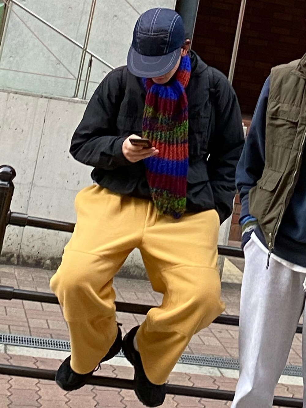 「wonderlandのDOUBLE KNEE FLEECE PANTS（その他パンツ、ベージュ系）」を使った、yuma03111016さん（メンズ・176cm）の冬コーディネートの1枚目の写真