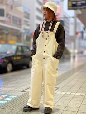 「AVIREX（アヴィレックス）のアイテム（サロペット/オーバーオール）」を使った、Natsumiさん（レディース・155cm）の冬コーディネート