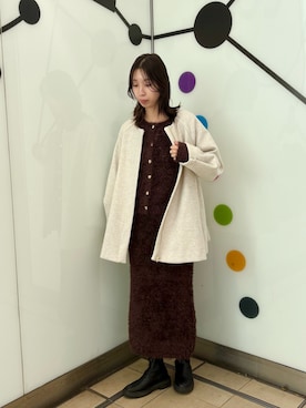 「アイテム（ノーカラーコート）」を使った、MANAさん（レディース・170cm）の冬コーディネート