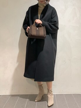 「フォロバ」｜「アイテム（ノーカラーコート）」を使った、MANAさん（レディース・170cm）の冬コーディネート