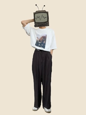 「epnok（エプノック）のアイテム（スラックス）」を使った、fashiontvmanさん（メンズ・174cm）の夏コーディネート