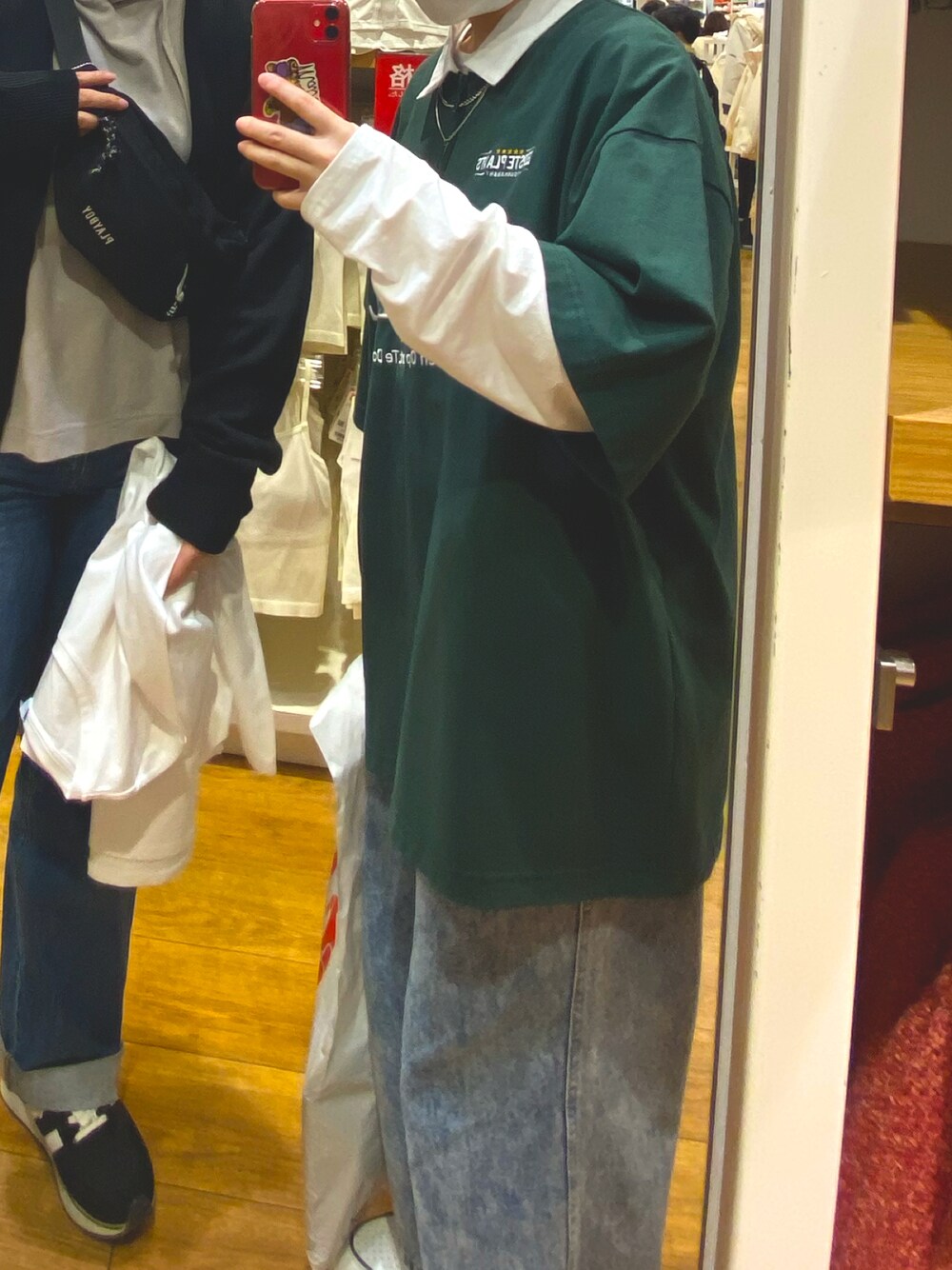 「WEGOのアイテム（その他トップス、グリーン系）」を使った、SHOEIさん（メンズ・155cm）の春コーディネートの1枚目の写真