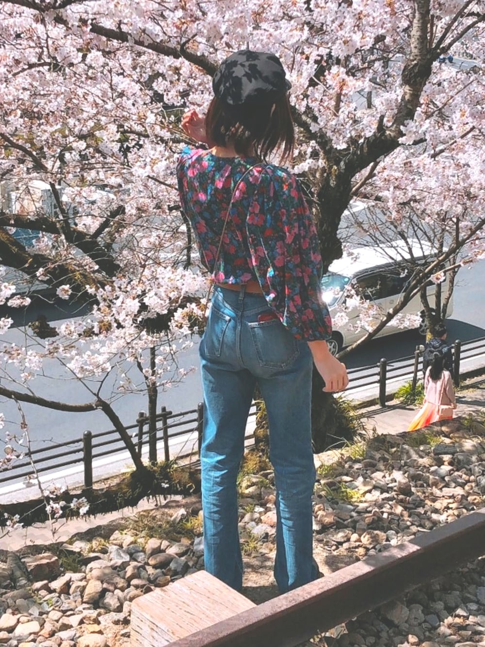 「春服デビュー宣言、春服、春服コーデ、お出かけコーデ、カジュアル、パンツコーデ」｜「Mila Owenのアイテム（シャツ/ブラウス、その他）」を使った、MoMoさん（レディース・160cm）の春コーディネートの1枚目の写真