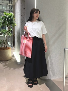 「NATURAL BEAUTY BASIC（ナチュラルビューティーベーシック）のアイテム」を使った、mariさん（レディース・155cm）の夏コーディネート