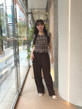 「NATURAL BEAUTY BASIC(ナチュラルビューティーベーシック)のフリルシャーリングペプラムブラウス(シャツ/ブラウス、ベージュ系)」を使った、mariさん(レディース・155cm)の夏コーディネート