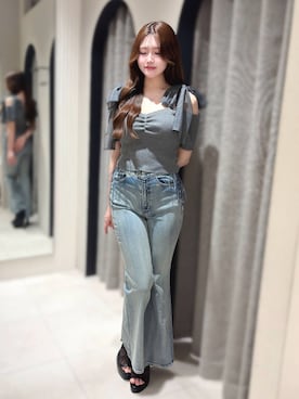 「EATME（イートミー）のアイテム」を使った、寧音さん（レディース・156cm）の春コーディネート