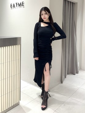 「EATME（イートミー）のアイテム（サンダル）」を使った、寧音さん（レディース・156cm）の秋コーディネート