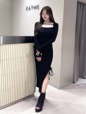 「EATME（イートミー）のアイテム」を使った、寧音さん（レディース・156cm）の春コーディネート