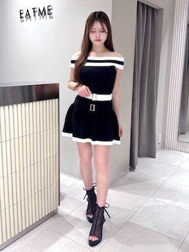 「EATME（イートミー）のアイテム（サンダル）」を使った、寧音さん（レディース・156cm）の秋コーディネート