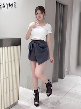 「アイテム（バレッタ/ヘアクリップ）」を使った、寧音さん（レディース・156cm）の夏コーディネート