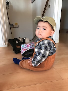 「UNIQLO（ユニクロ）のアイテム（オールインワン・サロペット）」を使った、なおちん..☺︎꒡̈⃝さん（キッズ・80cm）の秋コーディネート