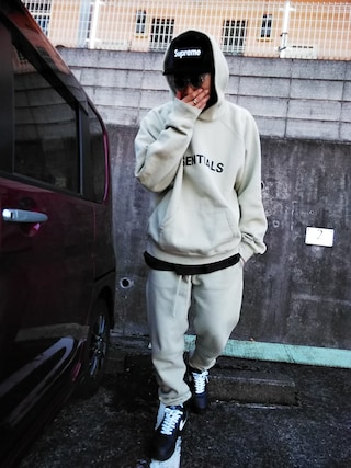 fog essentials スウェットパンツ　グレー　反射フォント fog essentials スウェットパンツ グレー 反射フォント 並行輸入