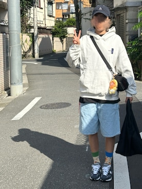 「Supreme （シュプリーム）のアイテム（バッグ）」を使った、wingyanさん（レディース・166cm）の冬コーディネート