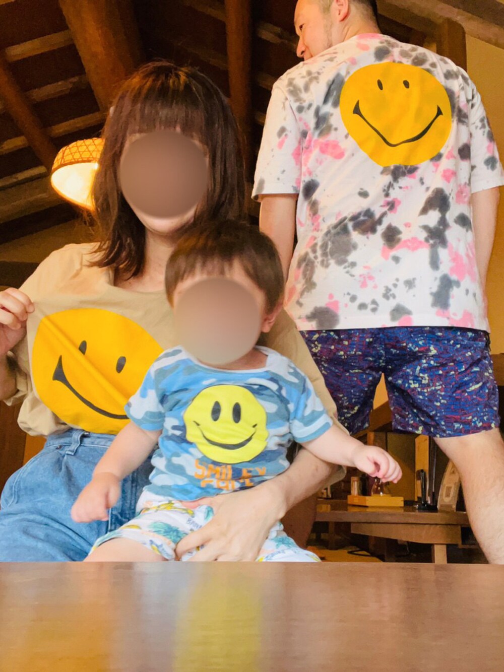 「夏コーデ、カジュアルコーデ、夏だ！Tシャツ着よう！、短パン、ショートパンツ、タイダイ柄、スマイル、CAL O LINE、ACG、真夏のアクティブスタイル、ラフ、ファミリーコーデ」｜「CAL O LINEのCAL O LINE - INNOVATIVE/キャルオーライン - イノヴェイティブ　INV S/S TEE スマイルBACK　Tシャツ（Tシャツ/カットソー、その他）」を使った、ウェザーさん（メンズ・166cm）の夏コーディネートの1枚目の写真