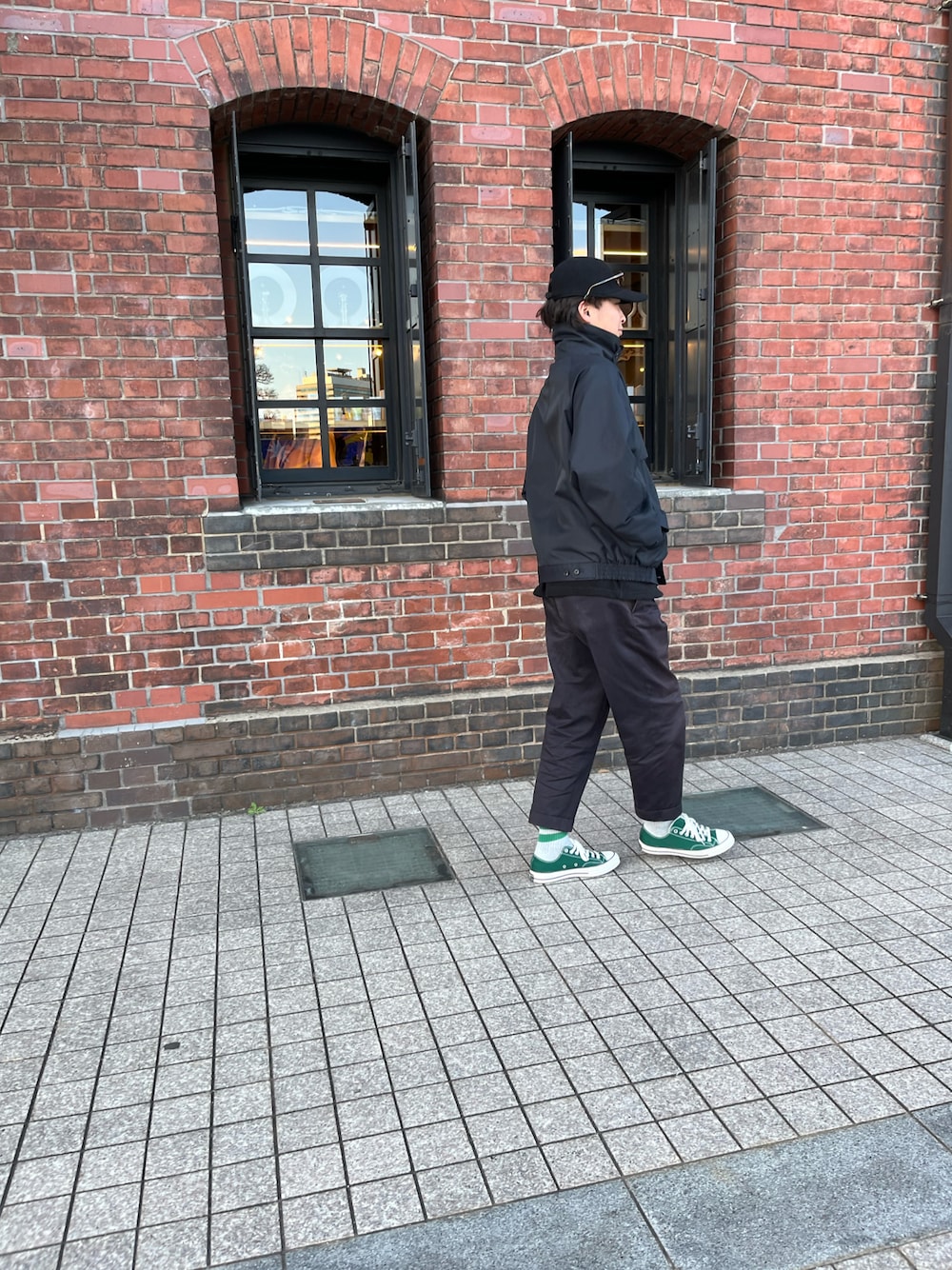 「お出かけコーデ」｜「steinのアイテム（その他アウター、ブラック系）」を使った、kaoru210さん（メンズ・180cm）の春コーディネートの1枚目の写真