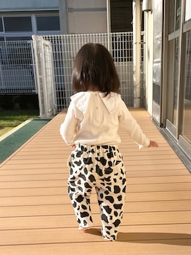 「Birthday（バースデイ）のアイテム（パンツ、ホワイト系）」を使った、・.＊Hazyu＊.・さん（キッズ・80cm）の秋コーディネート