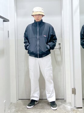 「XLARGE（エクストララージ）のアイテム（ナイロンジャケット）」を使った、竹本燎平さん（メンズ・176cm）の秋コーディネート