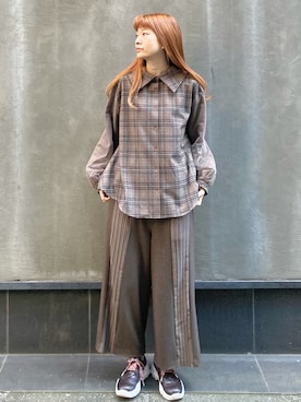 「FRAPBOIS（フラボア）のアイテム（パンツ）」を使った、hirotaさん（レディース・162cm）の秋コーディネート