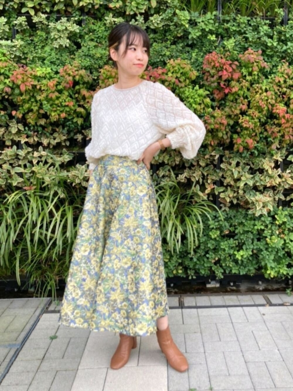 NOLLEY'S（ノーリーズ）の「フラワーラメジャガードフレア