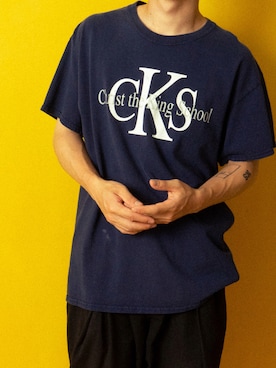 pelsivestore使用「VINTAGE（90's CHRIST THE KING SCHOOL S/S TEE）」的時尚穿搭