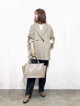 「サテンパンツ」｜「アイテム（その他アウター）」を使った、くろみーさん（レディース・168cm）の秋コーディネート