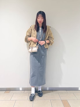「アイテム（マウンテンパーカー）」を使った、くろみーさん（レディース・168cm）の秋コーディネート