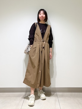 「Gramicci（グラミチ）のアイテム（オールインワン・サロペット）」を使った、くろみーさん（レディース・168cm）の冬コーディネート