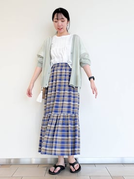 「アイテム（カーディガン/ボレロ）」を使った、くろみーさん（レディース・168cm）の夏コーディネート