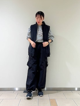 「アイテム（ダウンベスト）」を使った、くろみーさん（レディース・168cm）の秋コーディネート