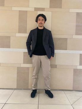 「アイテム（スーツジャケット）」を使った、木下さん（メンズ・178cm）の秋コーディネート