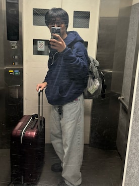 「アイテム（サングラス、ブラウン系）」を使った、Koshinさん（メンズ・175cm）の春コーディネート