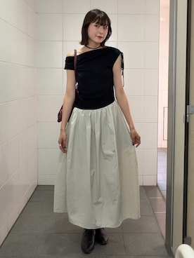 「florist（フローリスト）のアイテム」を使った、manaさん（レディース・166cm）の夏コーディネート