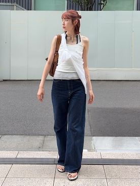 「BONLECILL（ボンルシール）の【UVカット率97%】ライトシアーギャザー 涼しげ オーバーフーディーシャツパーカー【纏うUVケア - ソルヴェール】（シャツ/ブラウス、ホワイト系）」を使った、manaさん（レディース・166cm）の夏コーディネート