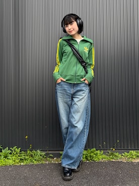 「アイテム（ジャージ）」を使った、manaさん（レディース・166cm）の春コーディネート