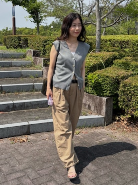「pocket（ポケット）の金ボタンノースリニットベスト（ベスト、グレー系）」を使った、eriさん（レディース・163cm）の夏コーディネート