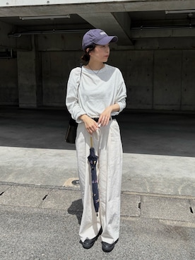 「feepur（フェピュール）のスラブ調オーバーシアートップス（Tシャツ/カットソー、ベージュ系）」を使った、eriさん（レディース・163cm）の春コーディネート
