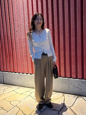 「アイテム（チノパンツ）」を使った、eriさん（レディース・163cm）の秋コーディネート