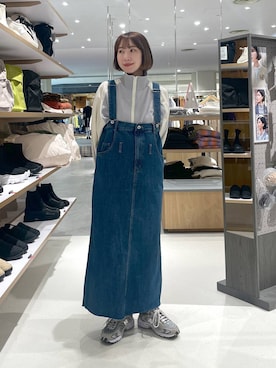 「着痩せ」｜「アイテム（ジャンパースカート）」を使った、ウノさん（レディース・156cm）の冬コーディネート