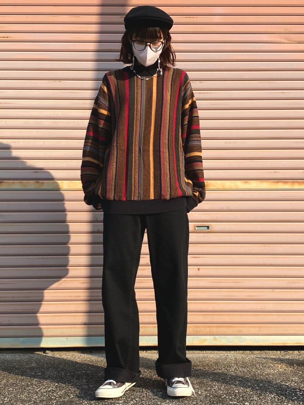 「wearhalloween2021、秋冬コーデ、ゆるコーデ、秋トレンド2021、おしゃれさんと繋がりたい、ユニクロ、柄ニット、ハンチング、古着、古着MIX、メンズライク、ニット、ダテメガネ、今日のコーデ、コンバース」｜「KANGOLの【KANGOL】 Wool 504 カンゴール ウール 504 ハンチング（ハンチング/ベレー帽、ブラック系）」を使った、　あいり☺︎さん（レディース・163cm）の秋コーディネートの1枚目の写真