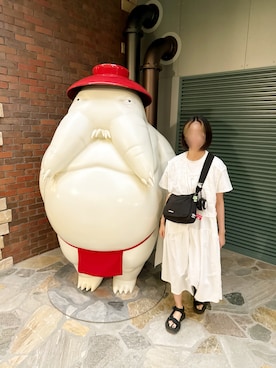 「アイテム（メッセンジャーバッグ）」を使った、103さん（レディース・165cm）の夏コーディネート