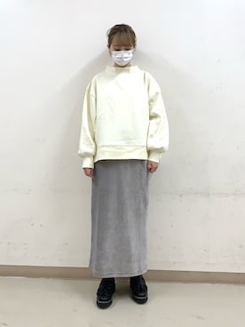 「earth music&ecology（アースミュージックアンドエコロジー）の裏起毛モックネックプルオーバー*（スウェット）」を使った、momoさん（レディース・155cm）の冬コーディネート