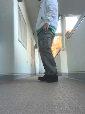 「and wander（アンドワンダー）のアイテム（パンツ）」を使った、manmosuさん（メンズ・175cm）の冬コーディネート