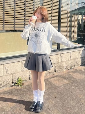 Mardi Mercrediのスウェット（グレー系）を使った人気ファッション