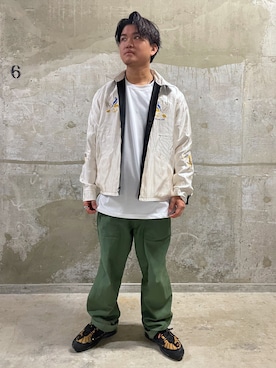 「AVIREX（アヴィレックス）のアイテム（スカジャン）」を使った、Yu OTSUKAさん（メンズ・176cm）の冬コーディネート